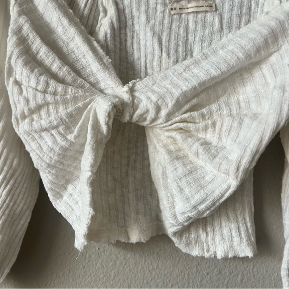 Urban Outfitters Lena Twist Front Top - Picture 8 of 8